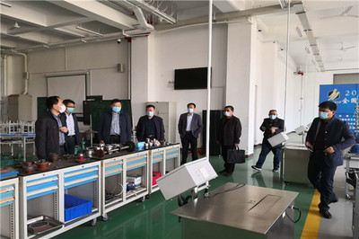 熱烈歡迎旭陽集團副總裁苑?，F一行到山東化工技師學院參觀考察